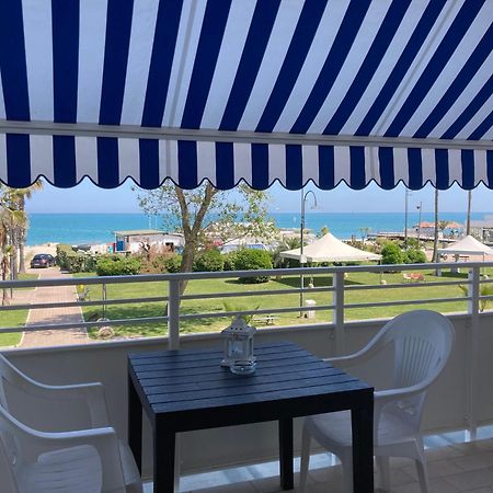 Hotel Promenade Porto SantʼElpidio Eksteriør billede