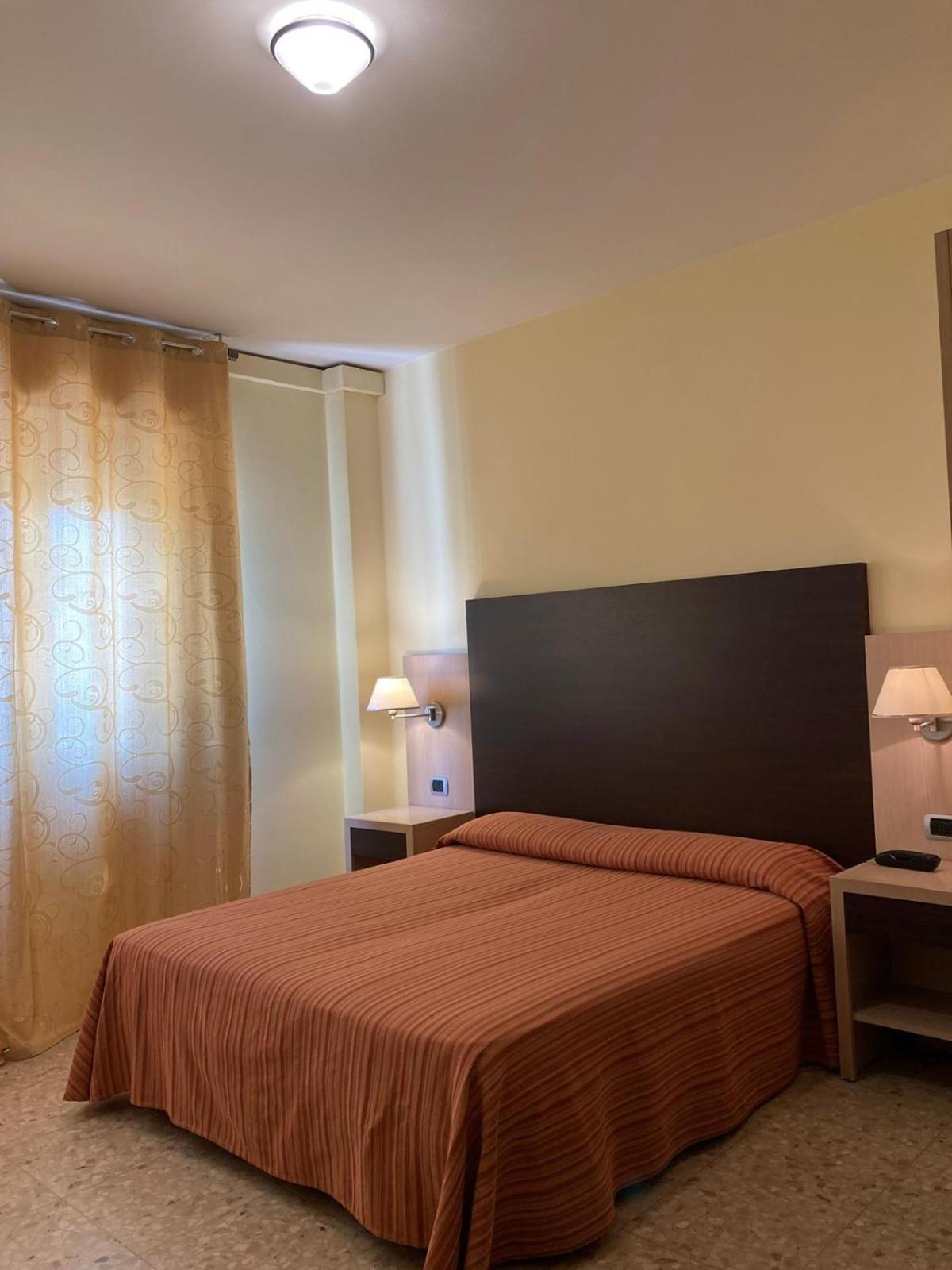Hotel Promenade Porto SantʼElpidio Eksteriør billede