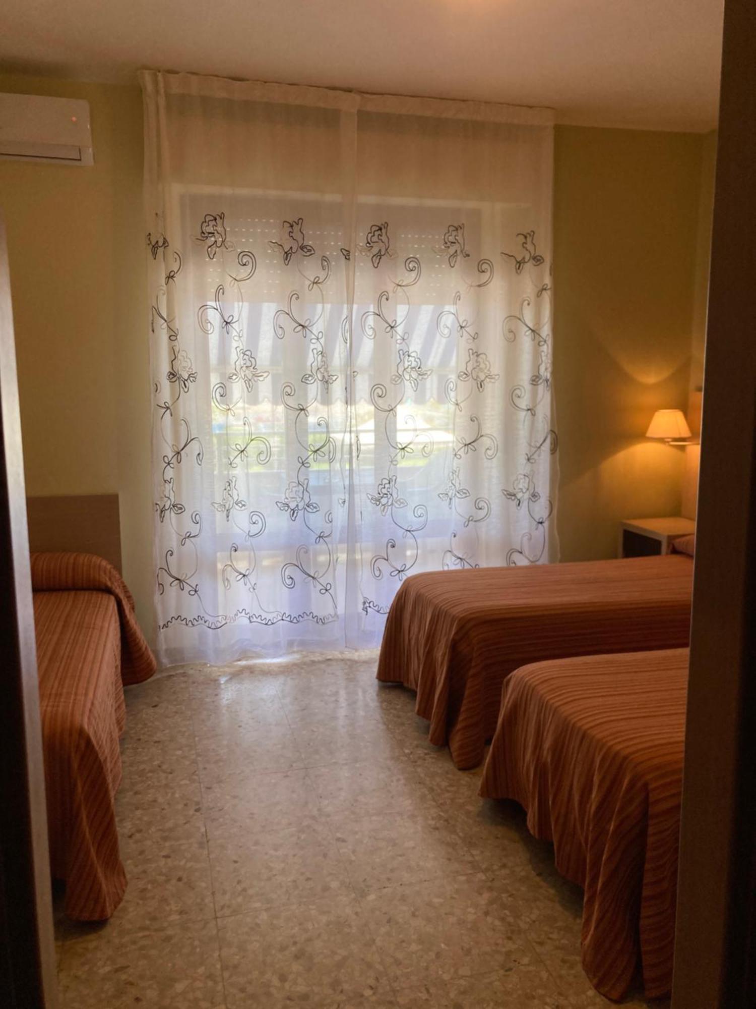 Hotel Promenade Porto SantʼElpidio Eksteriør billede